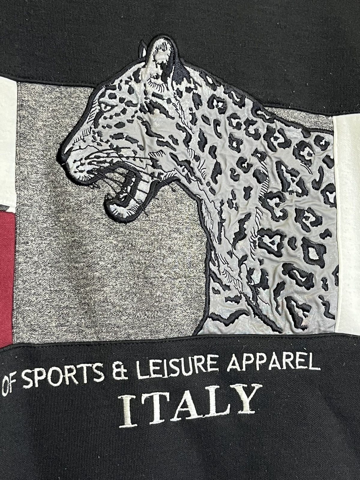 Valentino VINTAGE NICOLA VALENTINO ITALY EMBROIDERY SWEATSHIRT Size US M / EU 48-50 / 2 - 4 Thumbnail