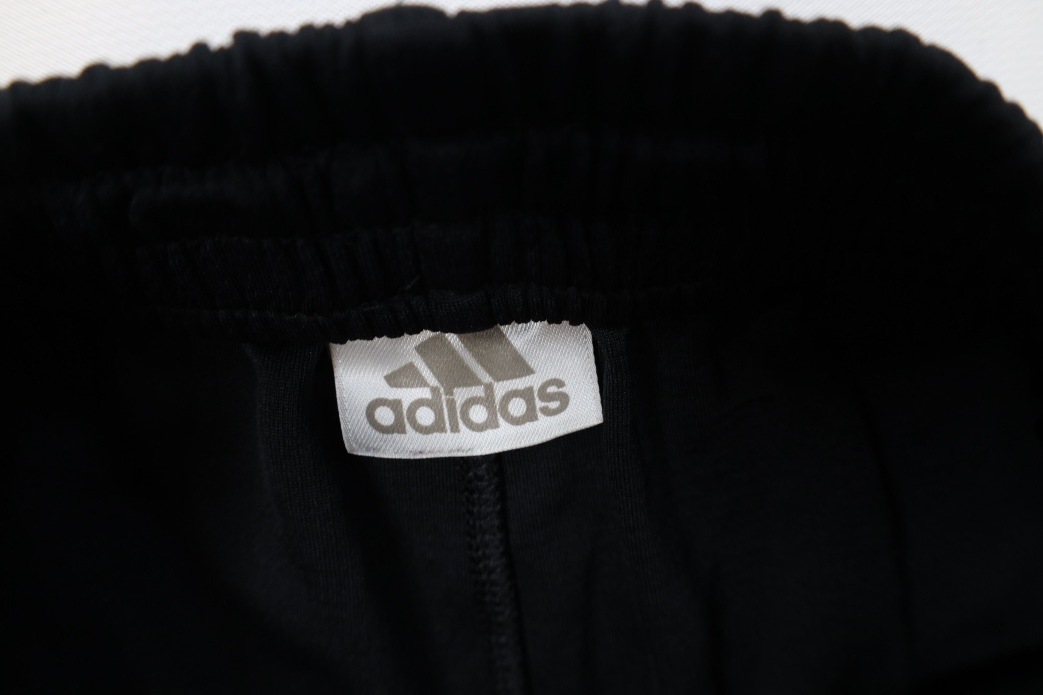 Adidas Vintage Adidas Spell Out Running Jogging Soccer Shorts Size US 32 / EU 48 - 9 Thumbnail