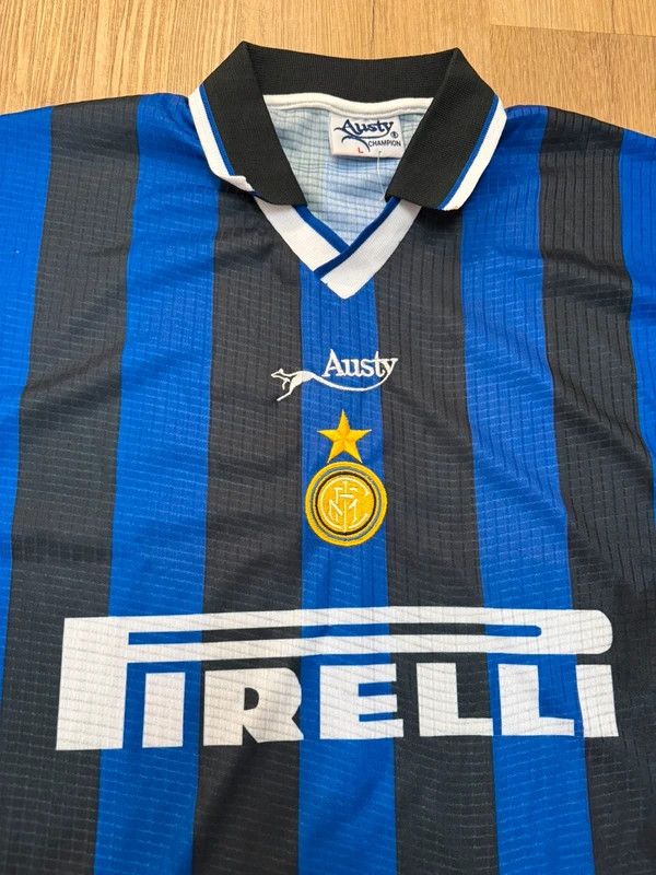 Other Vintage 90s Inter Milan 1997/98 Home Jersey Pirelli Fan L Size US L / EU 52-54 / 3 - 5 Thumbnail