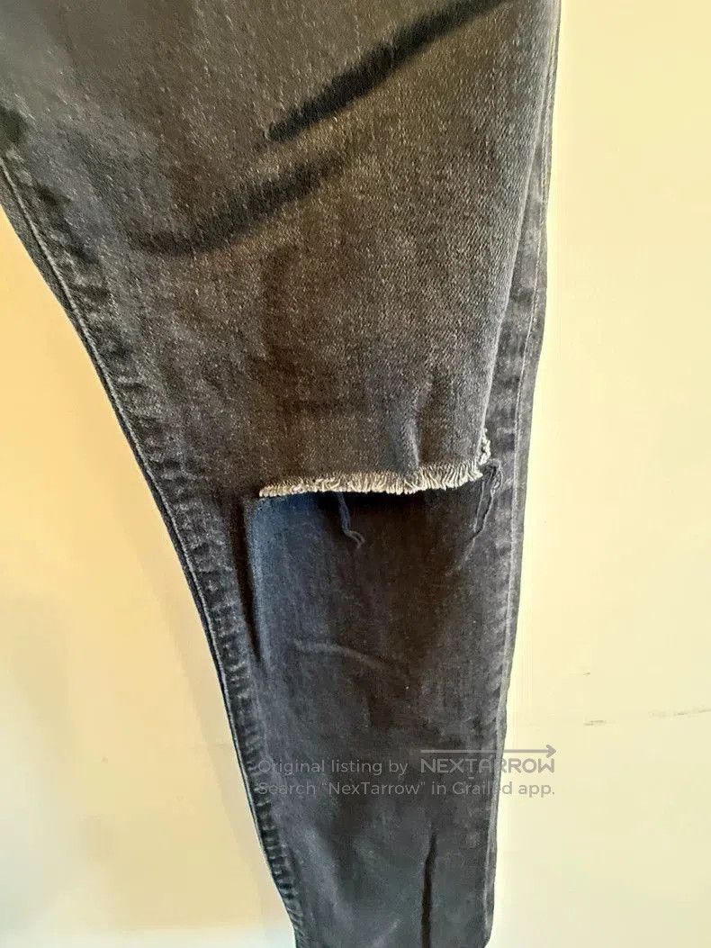 Saint Laurent Paris Saint Laurent Men's Distressed Slim Jeans. Size US 33 - 3 Thumbnail