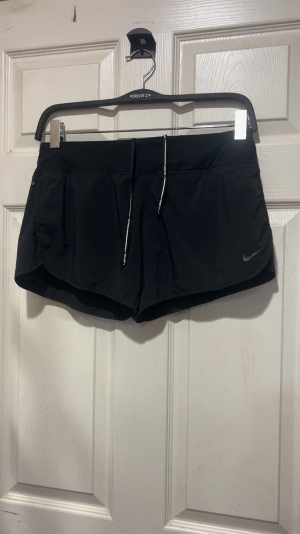 Nike Women's Nike Black Dri-Fit Athletic Shorts M Size 28" / US 6 / IT 42 - 1 Thumbnail