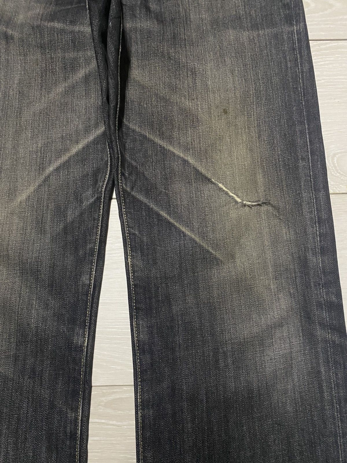 Jun Takahashi Japanese Brand Uniqlo Black Denim Distressed Loose Jeans Size US 33 - 8 Thumbnail