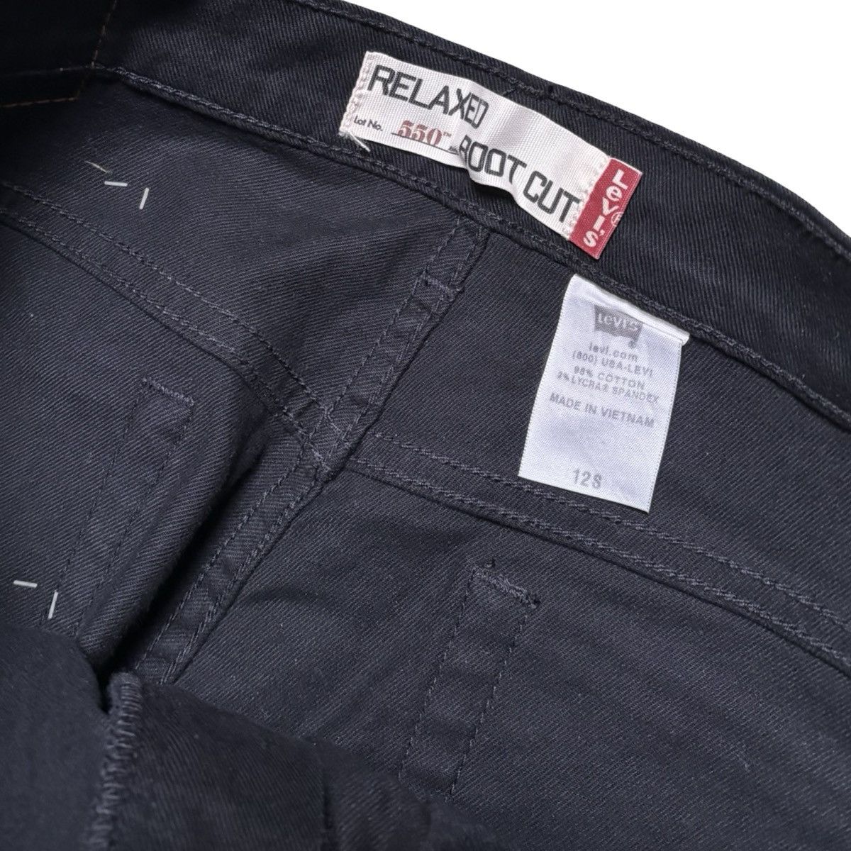 Levi's Levis 550 Women’s Jeans 12S Petite BLACK Boot Cut Jeans NWT Size 34" / US 12 / IT 48 - 4 Thumbnail