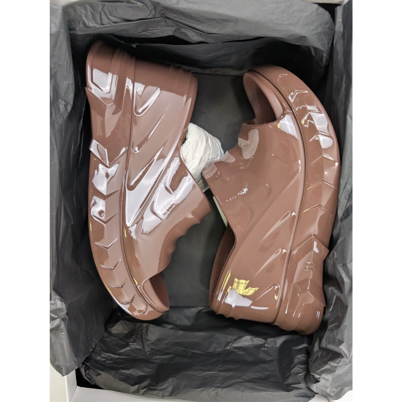 Givenchy o1rshd1 Marshmallow Slider Wedge Sandal in Chocolate Size US 9 / IT 39 - 15 Thumbnail