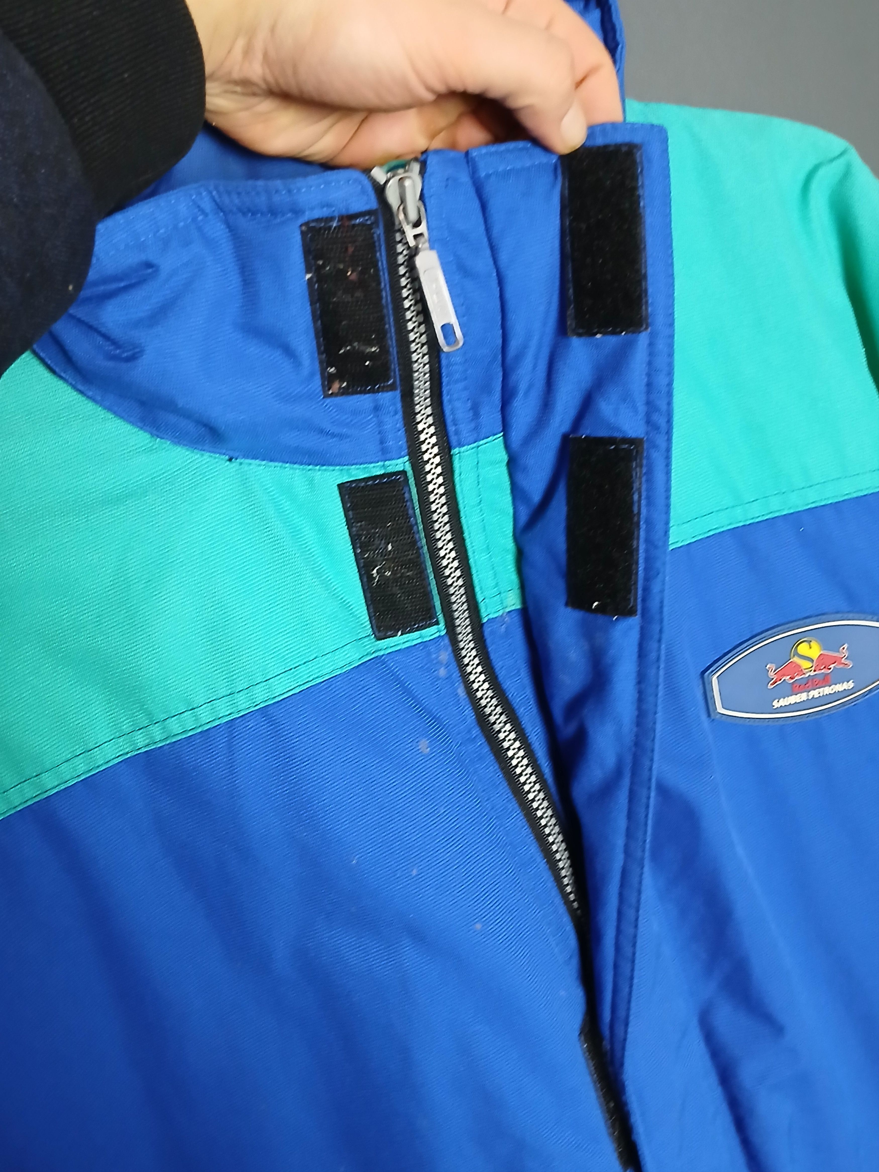 Formula 1 × Red Bull Sauber Petronas Red Bull F1 Racing Jacket Size US XL / EU 56 / 4 - 8 Thumbnail