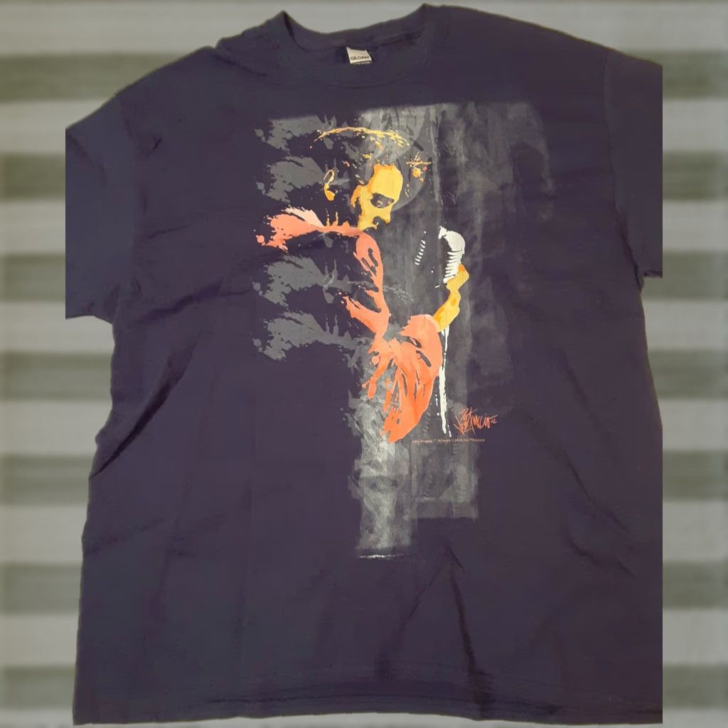 Gildan VINTAGE Elvis Presley Artwork T-Shirt gildan art by Joe Petruccio 2016 XL Black Mens Short Sleeve 29in 23in pit to pit Size US XL / EU 56 / 4 - 1 Thumbnail