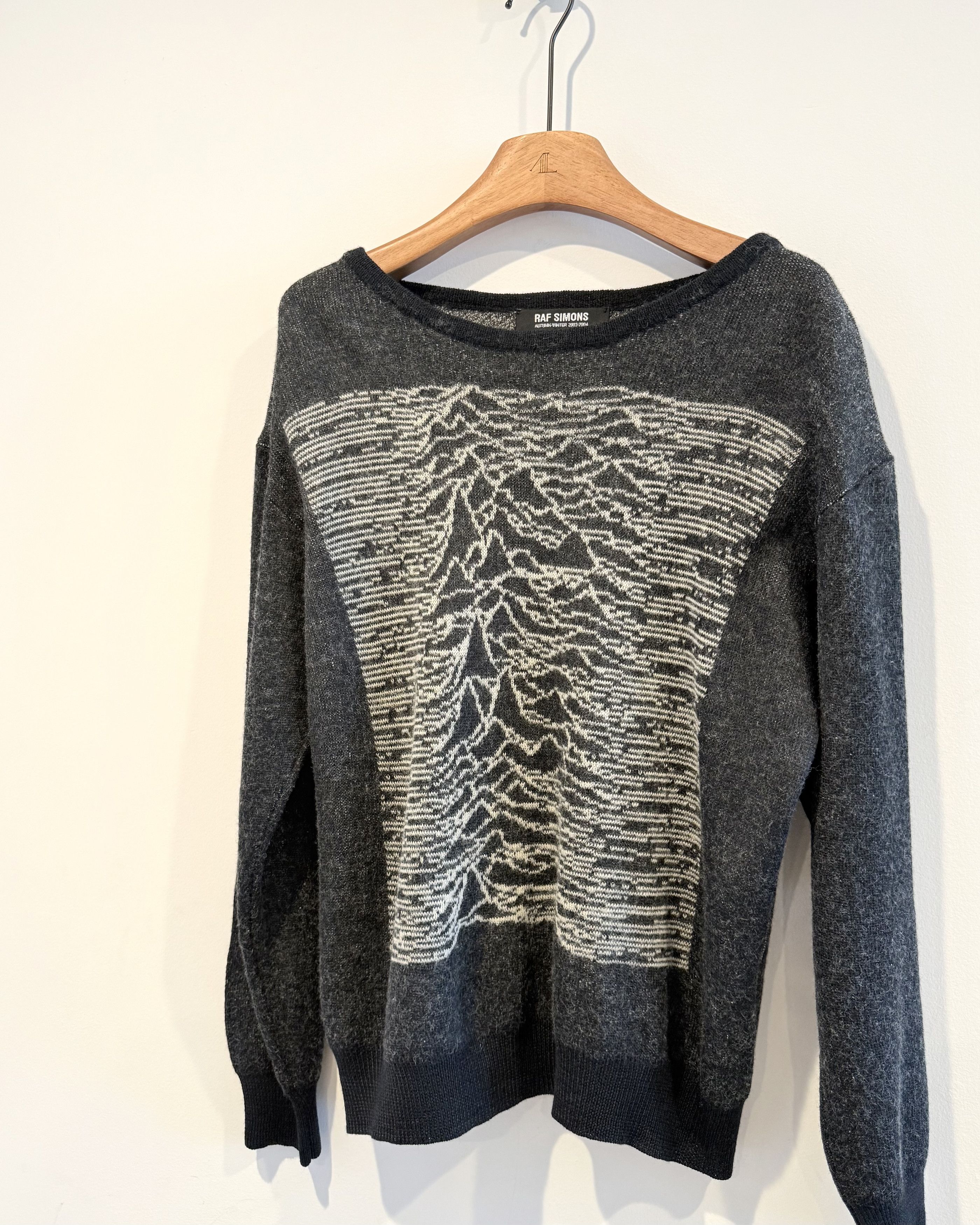 Raf Simons Raf Simons Aw2003 Closer Unknown Pleasures Sweater Size US M / EU 48-50 / 2 - 4 Thumbnail