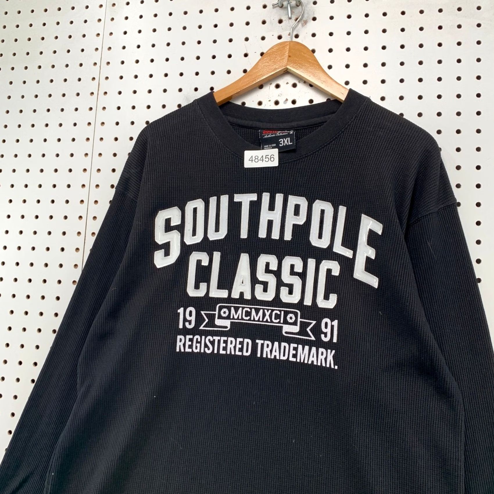 Southpole VINTAGE Southpole T Shirt Mens 3XL Black 90s Thermal Long Sleeve Graphic Print Crew Neck MCMXCI Logo Relaxed Fit Size US XXL / EU 58 / 5 - 4 Thumbnail