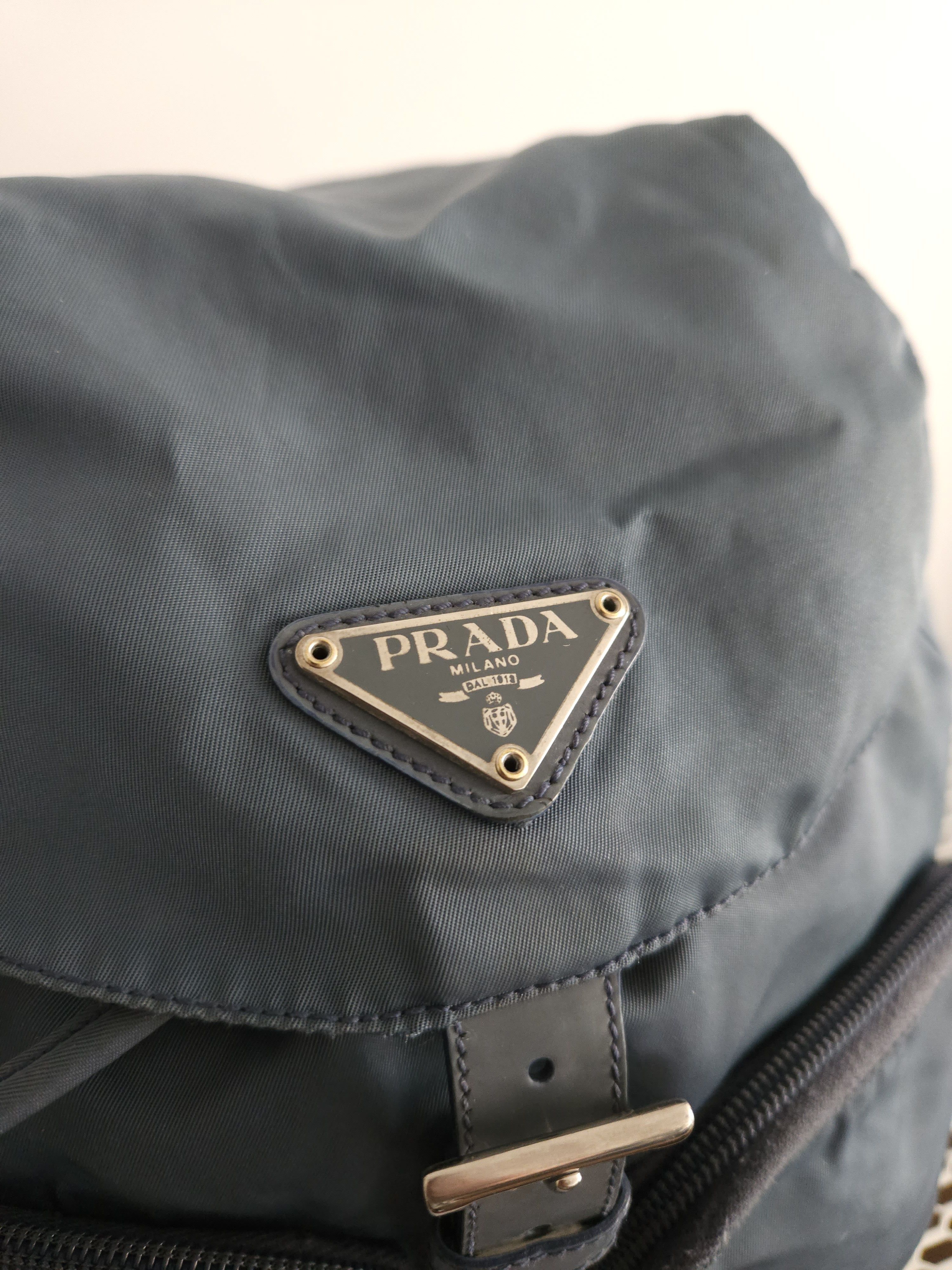 Prada Vintage 90s Prada nylon triangle logo mini cargo backpack Size ONE SIZE - 6 Thumbnail