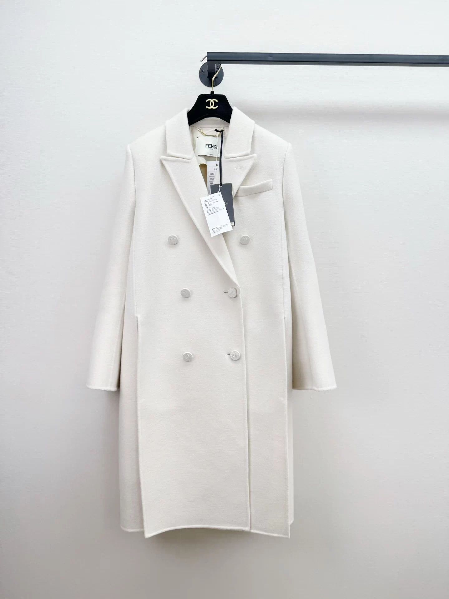 Fendi Fendi new with tags wool long coat size 38 Size XS / US 0-2 / IT 36-38 - 1 Thumbnail