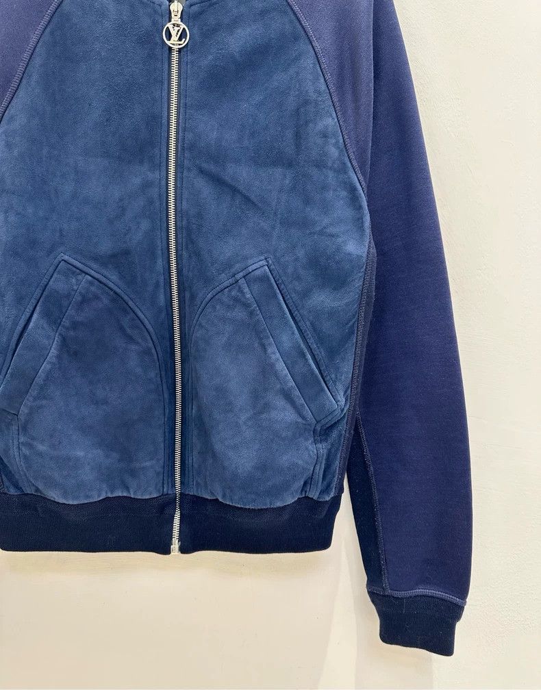 Louis Vuitton Louis Vuitton Suede bomber jacket 2501-Nextarrow Size US XS / EU 42 / 0 - 5 Thumbnail