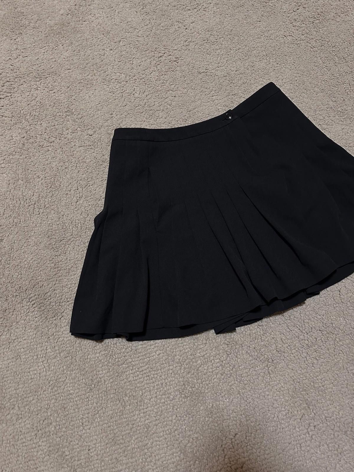 Moschino Moschino Boutique Black Skirt Sz IT 44 Size 30" / US 8 / IT 44 - 2 Thumbnail