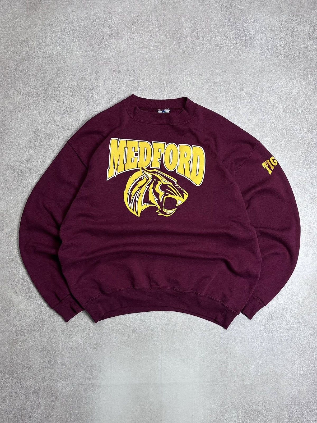 Vintage Medford University Boxy Sweatshirt Rare L