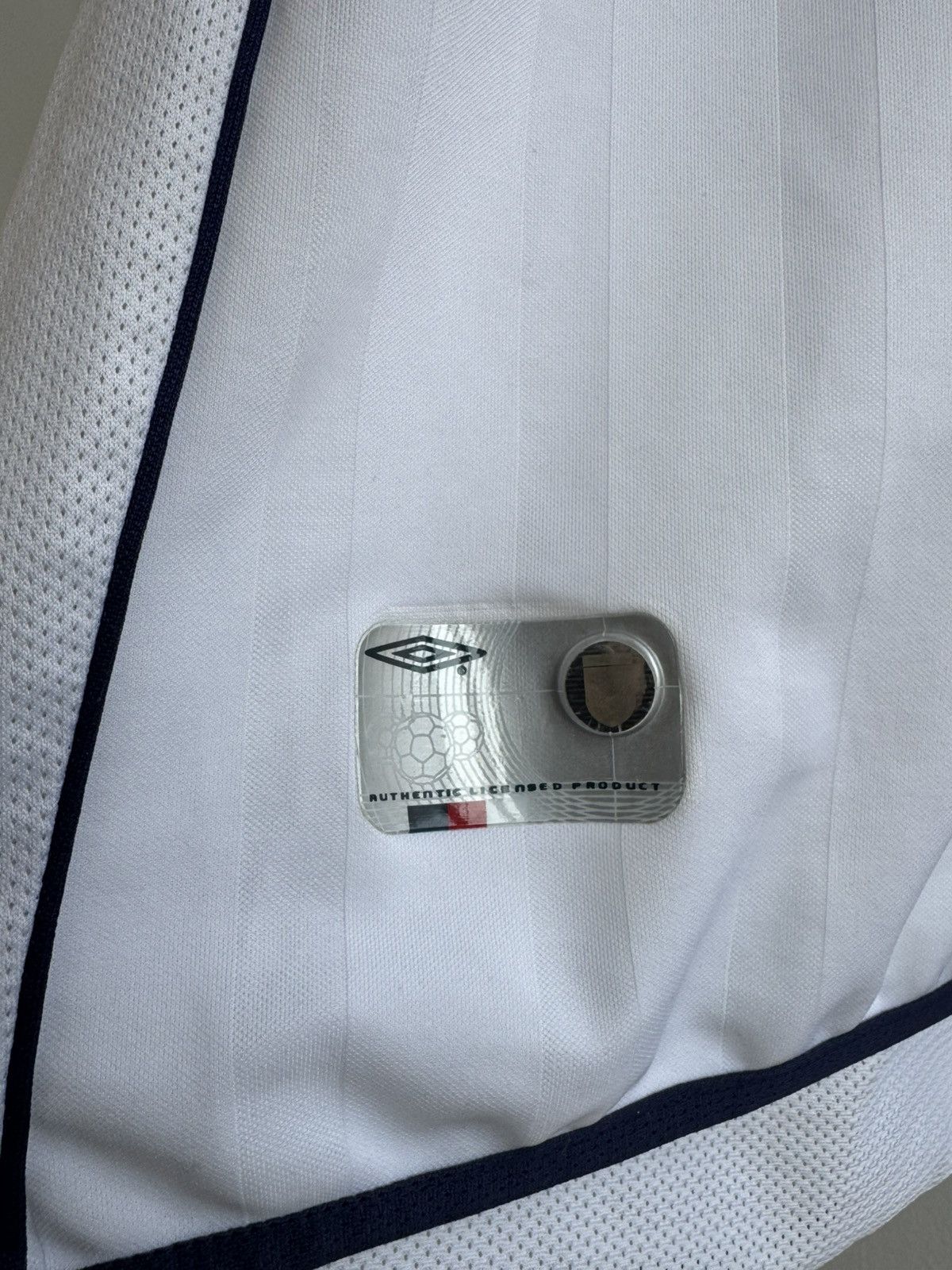 Umbro ENGLAND 2001 2002 2003 HOME FOOTBALL SHIRT SOCCER JERSEY Size US XL / EU 56 / 4 - 6 Thumbnail