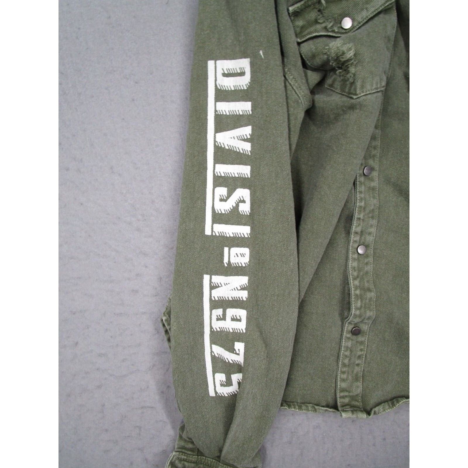 Zara ZARA Men's Medium Green Denim Shacket Distressed Relaxed Fit with Pearl Snaps Size US M / EU 48-50 / 2 - 4 Thumbnail