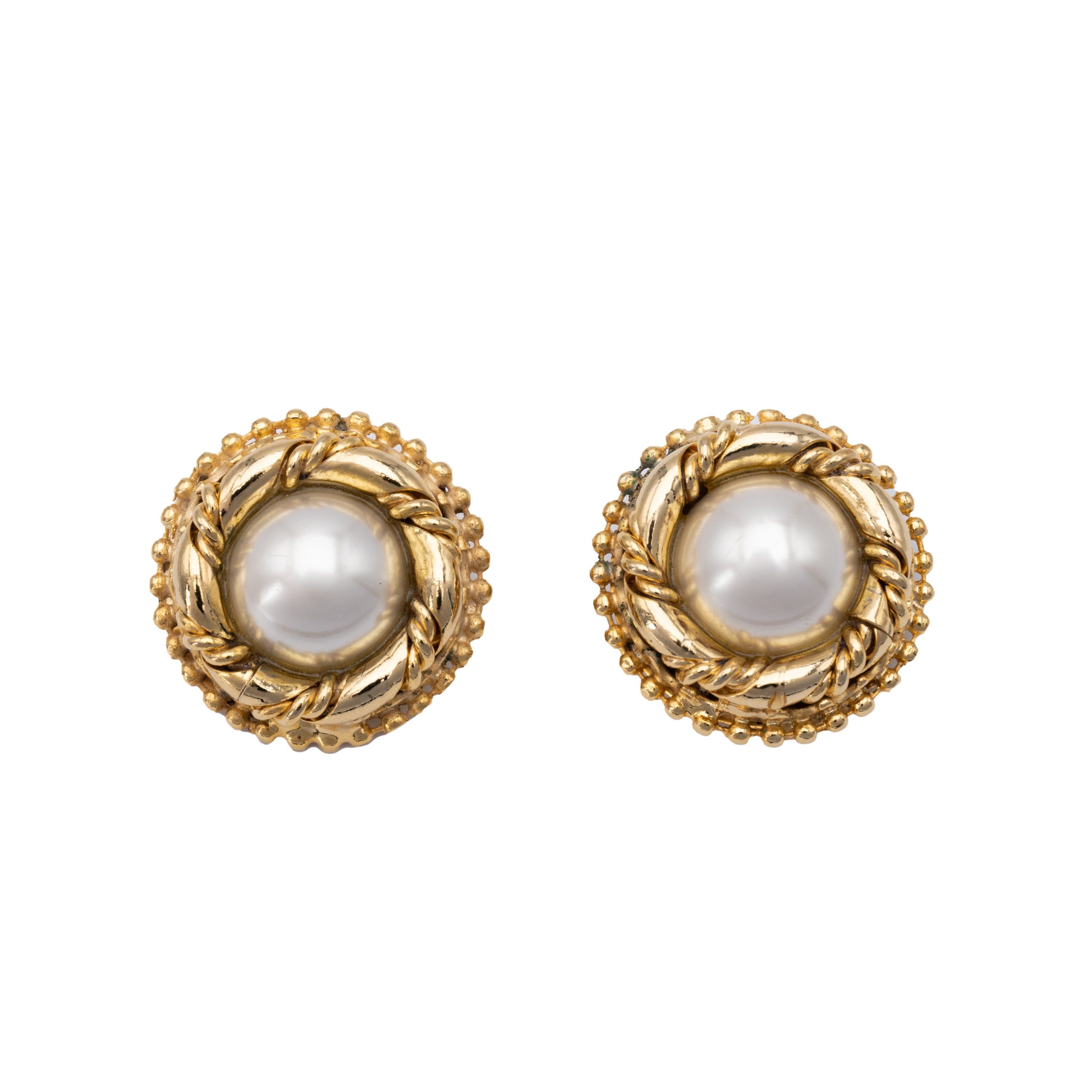 image of Vintage Collection Privee Clip Earrings With Pearls in Black, Women's