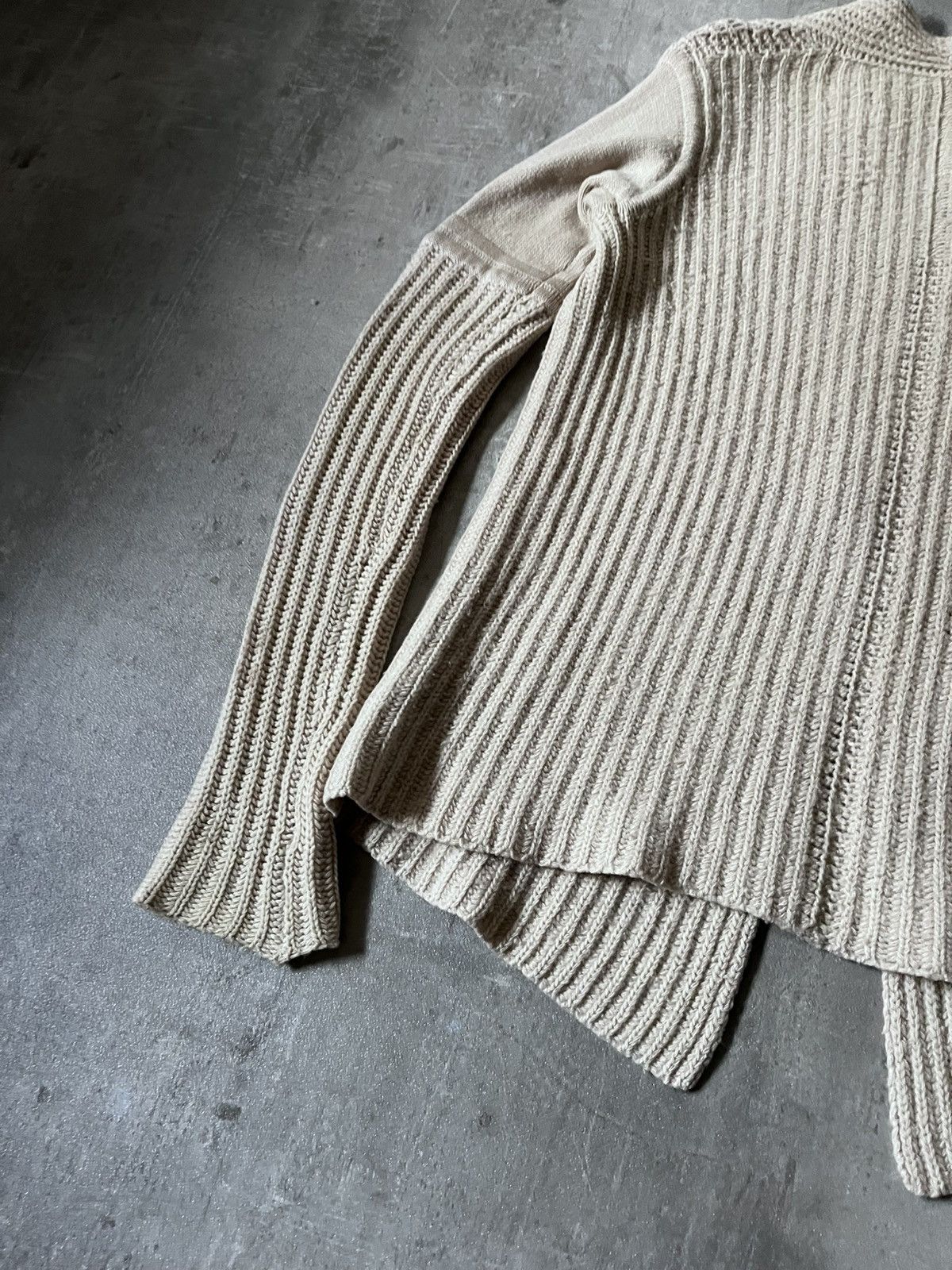 Rick Owens Rick Owens Queen F/W 04 wool beige sweater Size L / US 10 / IT 46 - 8 Thumbnail