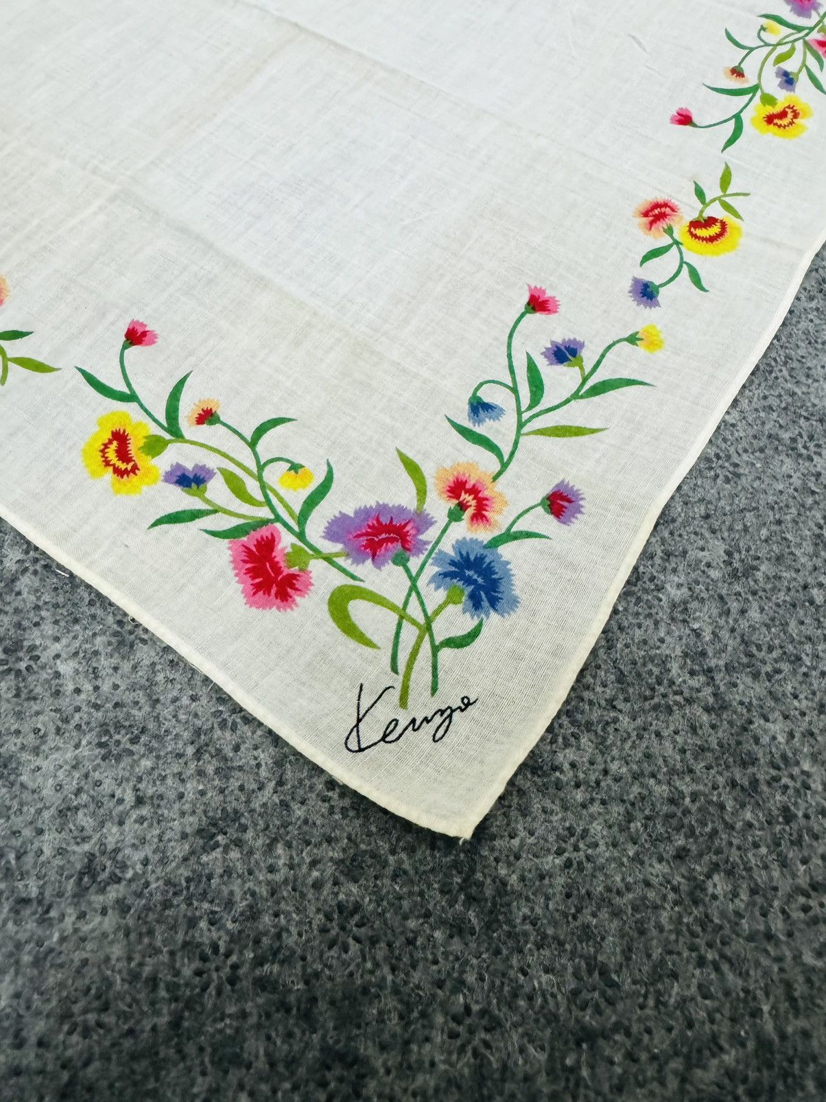 Kenzo × Vintage COMBO KENZO HANDKERCHIEF Size ONE SIZE - 7 Thumbnail