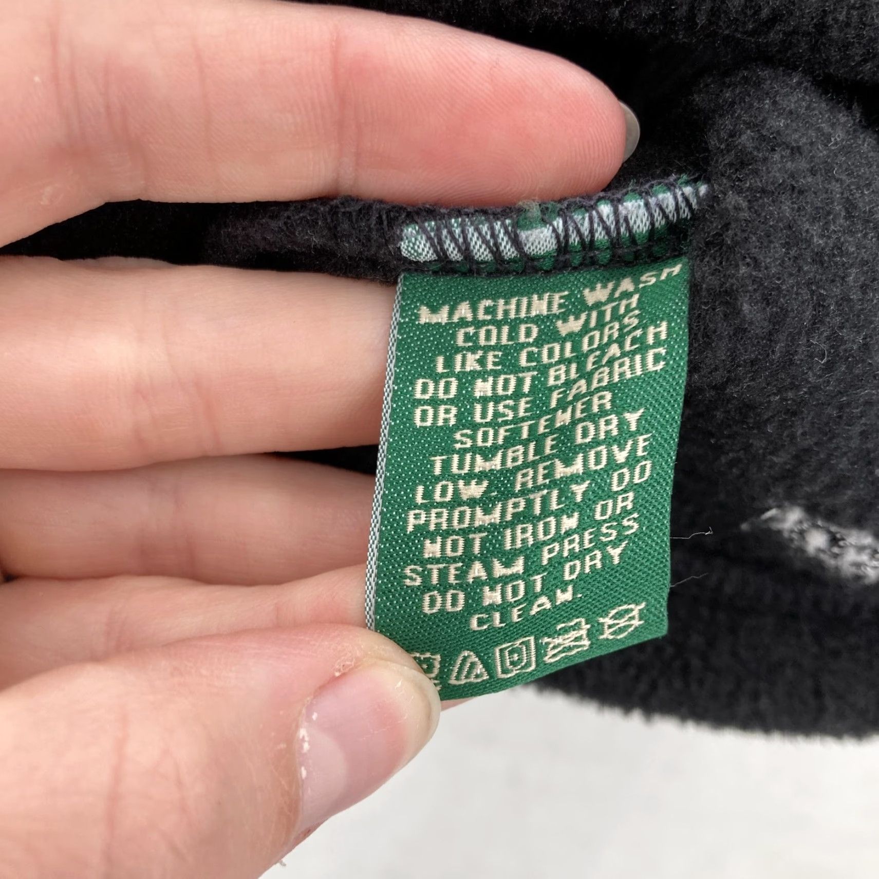 Vintage L.L.Bean Vest Womens 2X Black Polartec Fleece Warm Full Zip Pockets Outdoors Size XXL / US 16-18 / IT 52-54 - 6 Thumbnail