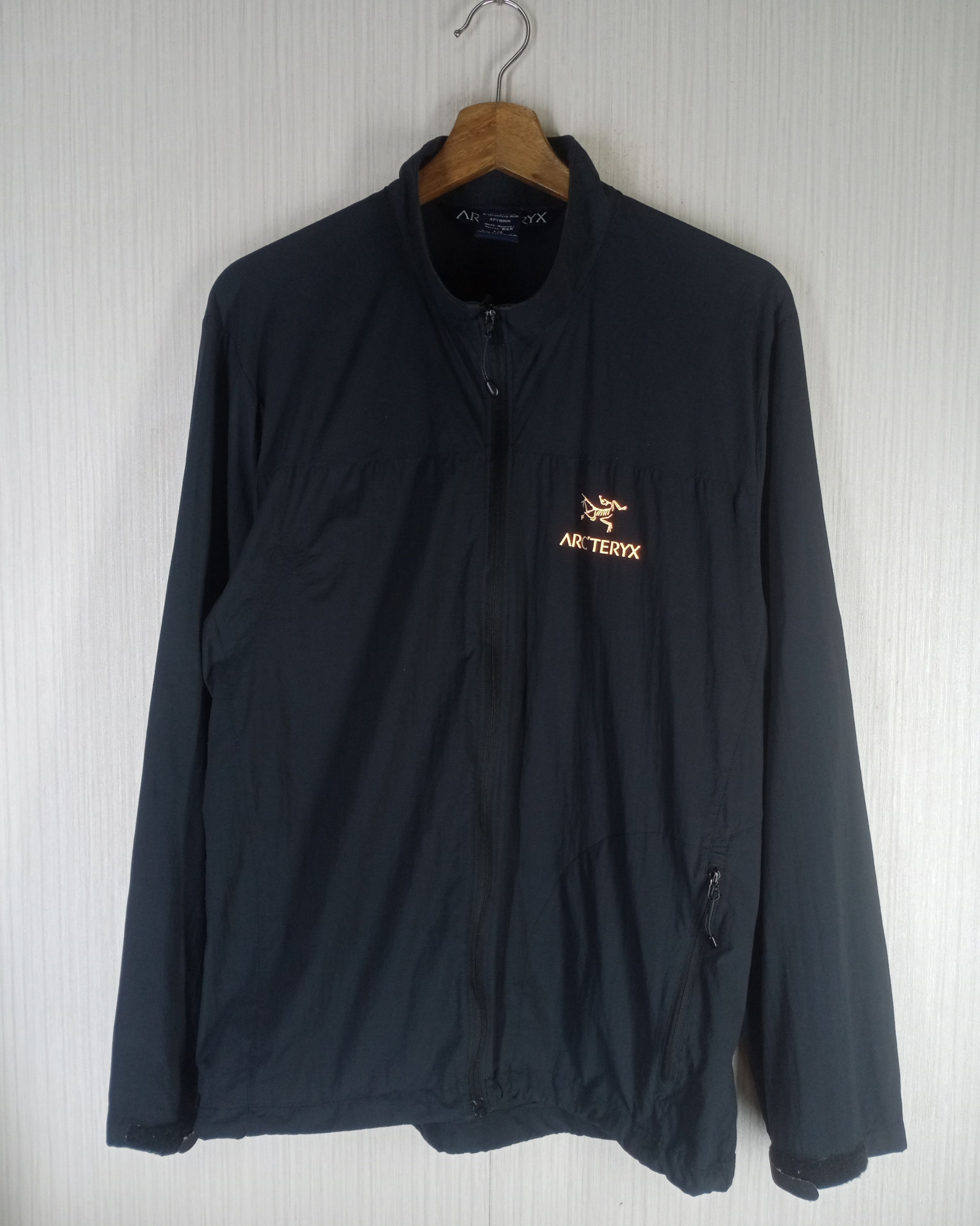 Arc'teryx Rare Vintage Arc'terys Reflect Logo Light Jacket Size US L / EU 52-54 / 3 - 1 Thumbnail