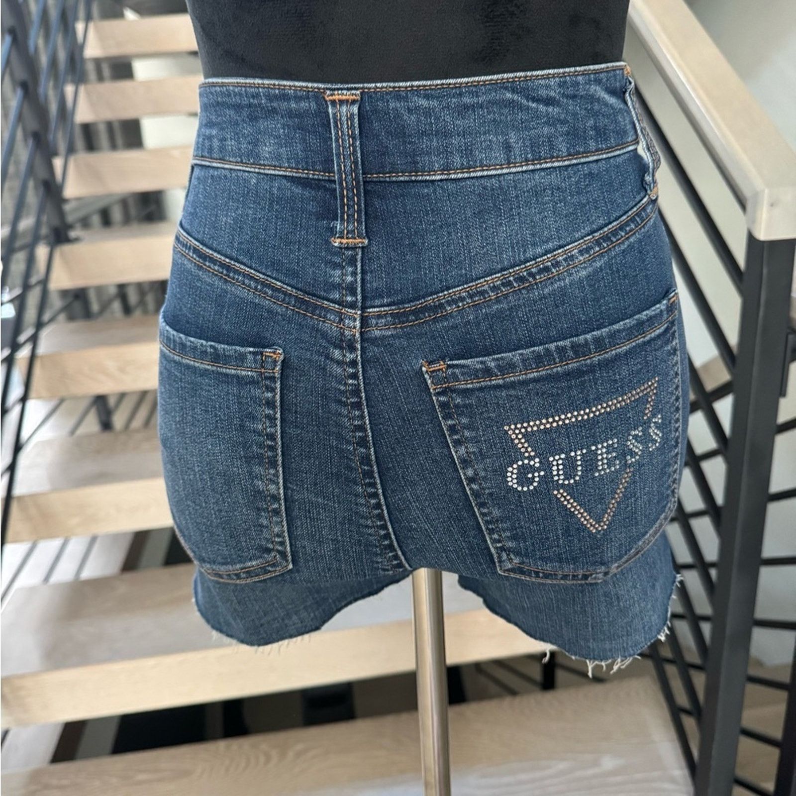 Guess New Guess Denim Button-Up Shorts size 24 Size 24" / US 00 / IT 34 - 2 Thumbnail