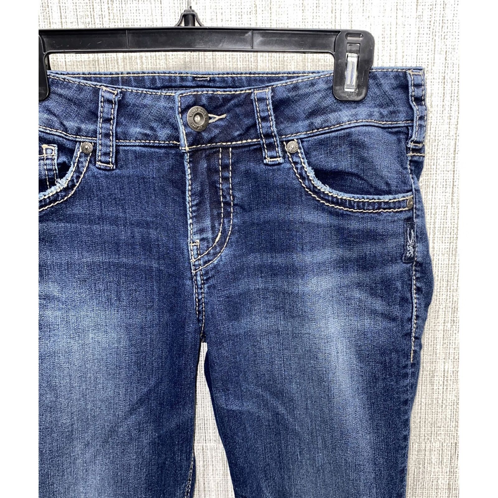 Silver Jeans Co. Silver Jeans Elyse Womens Capri Denim Zip Fly 28x22.5 Blue Cotton Blend Capris Womens Regular Denim Jeans 2X Site Size 28" / US 6 / IT 42 - 3 Thumbnail