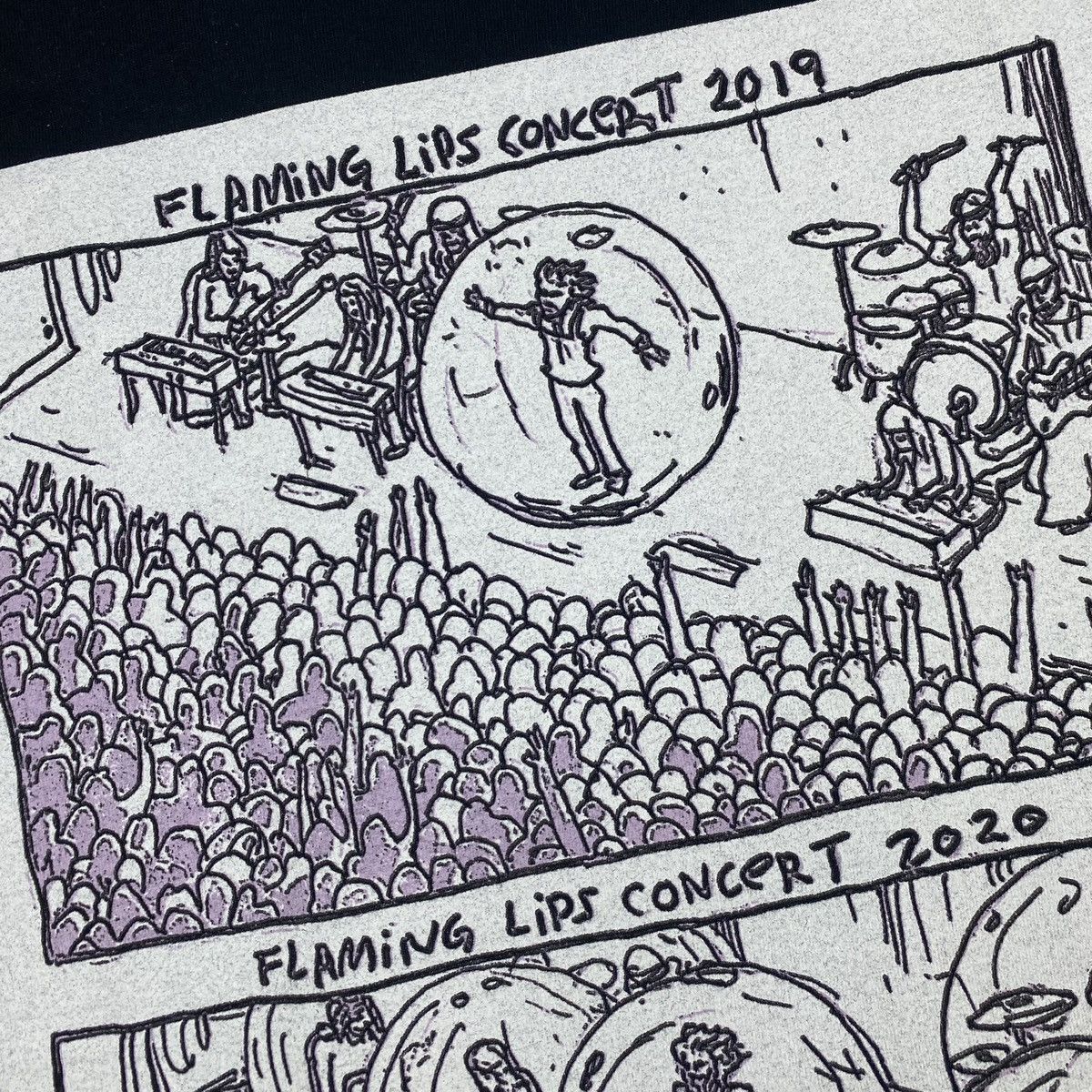 Band Tees The flaming lips - Tour 2019 & 2020 Size US L / EU 52-54 / 3 - 4 Thumbnail