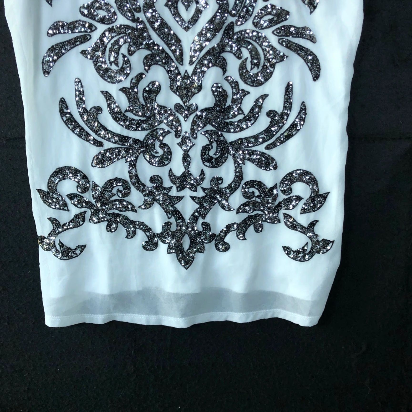 Express Express Womens Tank White Embroider Sequin Scoop Neck Lined Small Size S / US 4 / IT 40 - 3 Thumbnail