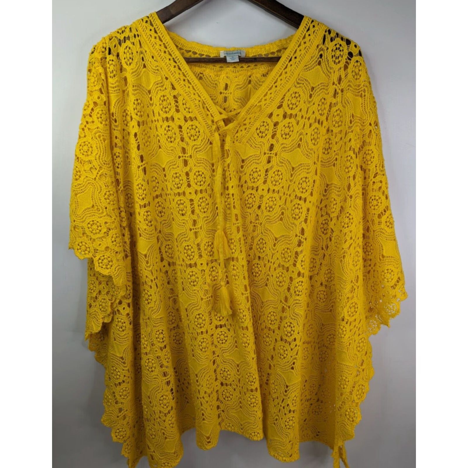 Vintage Sundance Graycelyn Yellow Lace Up 100% Cotton V-Neck Coverup M Adult Women Beach Bohemian Tunic Shirt Style Crew Neck? Size M / US 6-8 / IT 42-44 - 2 Thumbnail