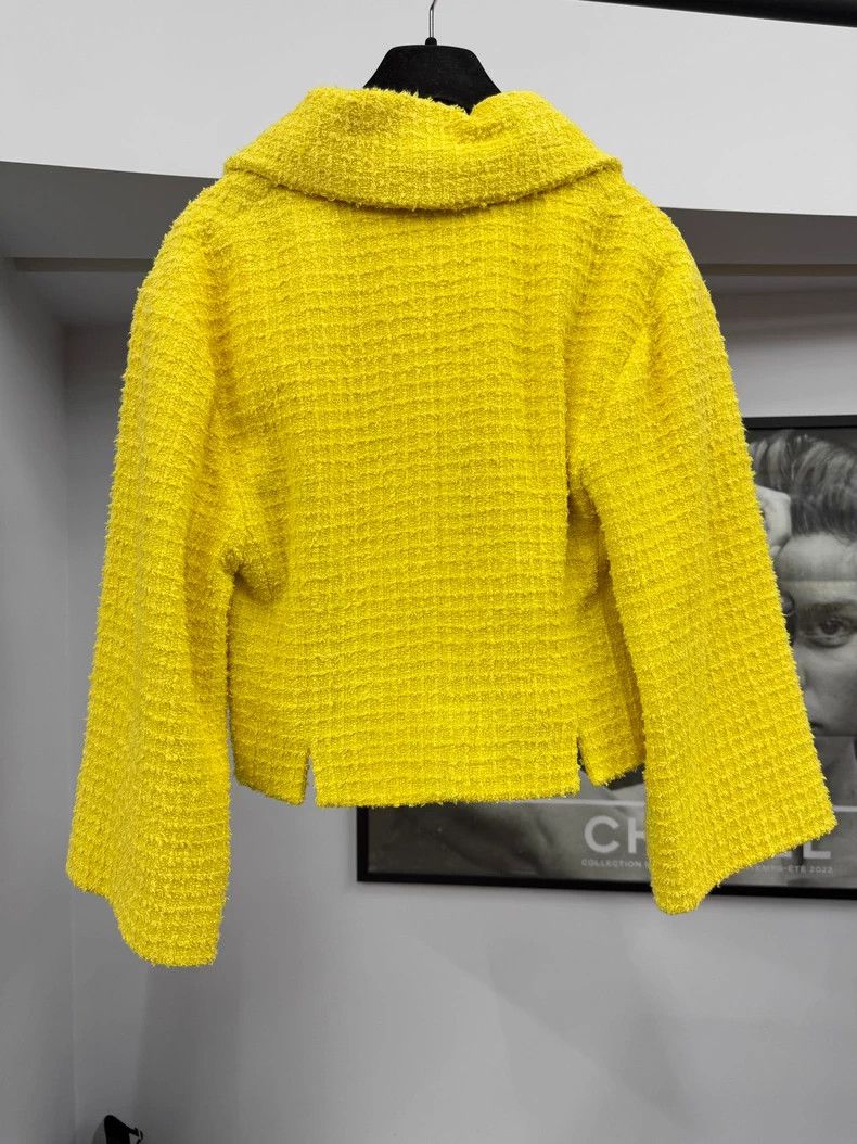 Chanel Chanel 22S yellow lapel double-breasted jacket Size XS / US 0-2 / IT 36-38 - 3 Thumbnail