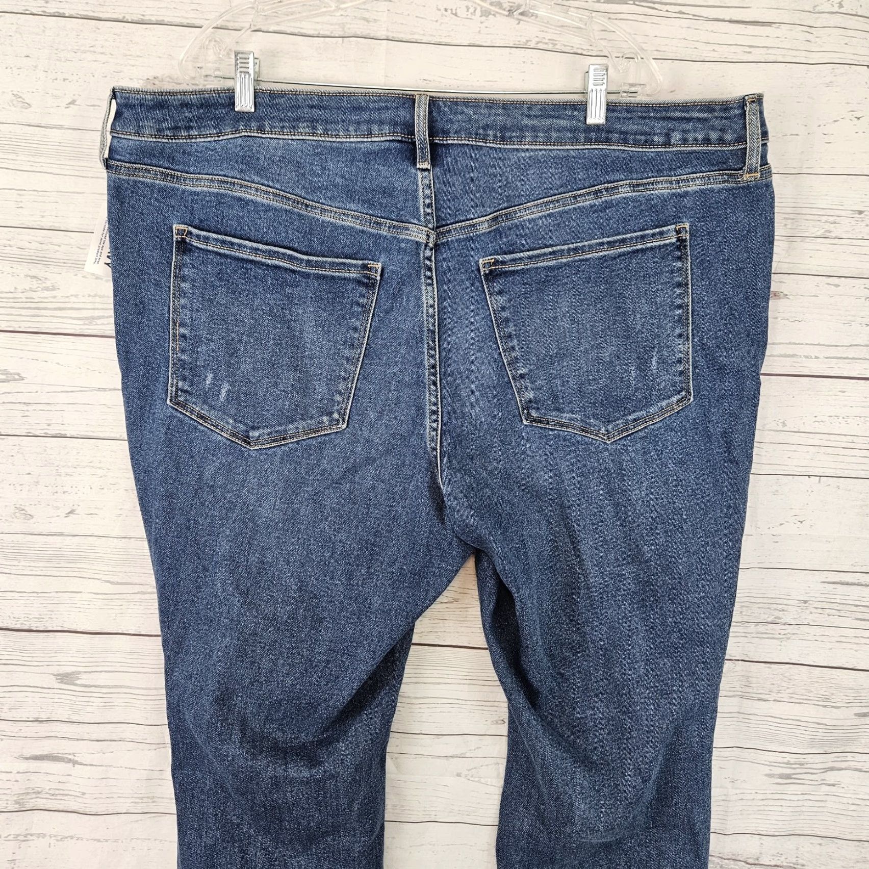 Old Navy Old Navy Womens Rockstar Super Skinny Jeans 24 Blue Distressed Size 42" / US 20 - 5 Thumbnail