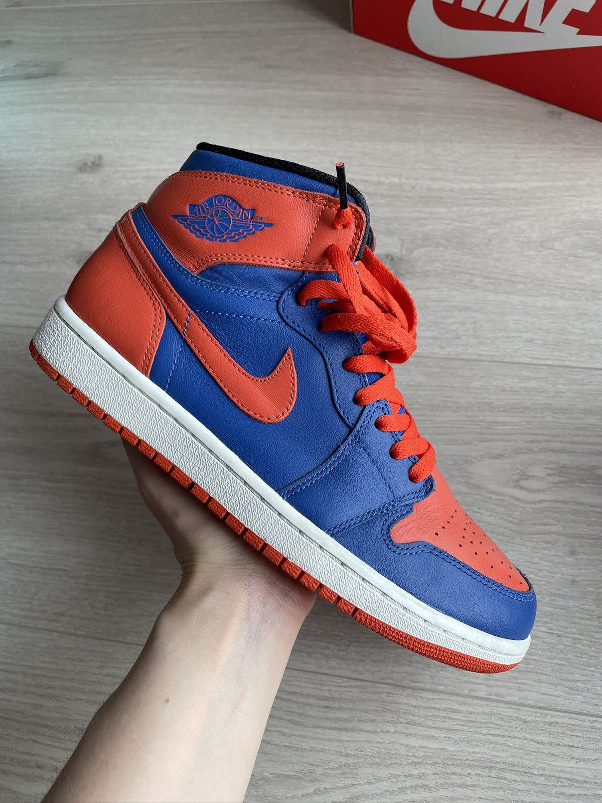 Jordan Brand Air Jordan 1 High Knicks NYK 42 8.5 Orange blue Size US 8.5 / EU 41-42 - 1 Thumbnail