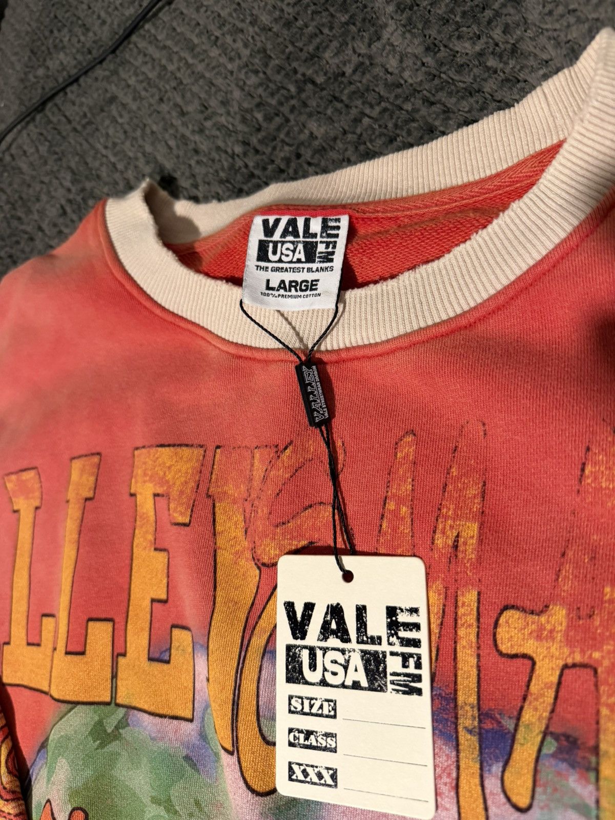 Vale Vale forever red Alien crewneck Size US L / EU 52-54 / 3 - 3 Thumbnail