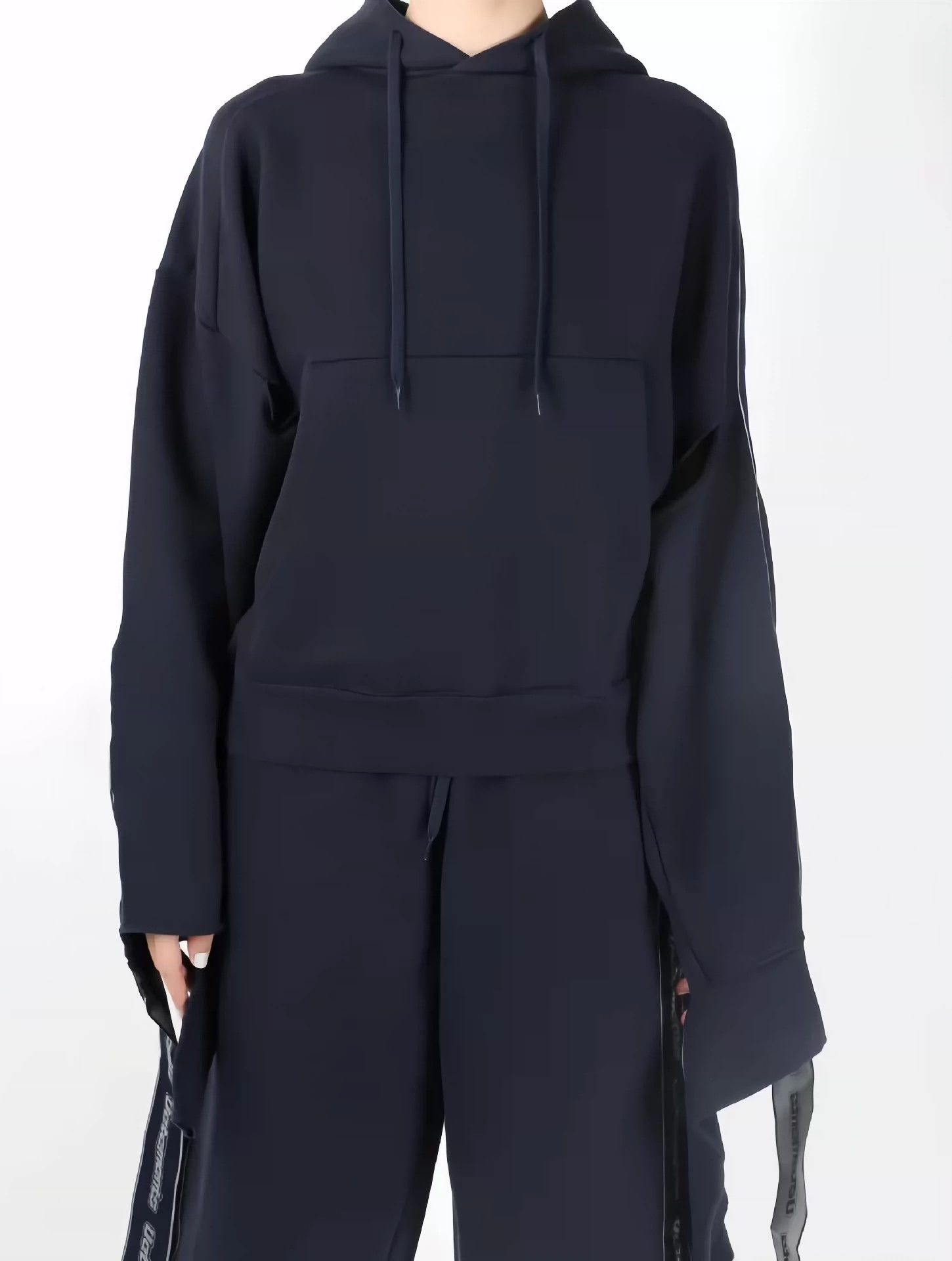 Vetements Vetements navy blue ribbon design hoodie -DMC Size US S / EU 44-46 / 1 - 1 Thumbnail