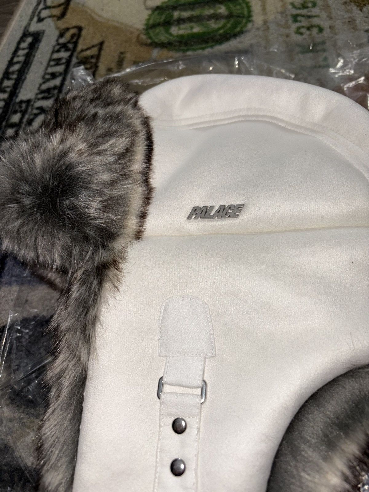 Palace Palace Sherpa Faux Suede Trooper (SMALL/MEDIUM) Size ONE SIZE - 3 Thumbnail