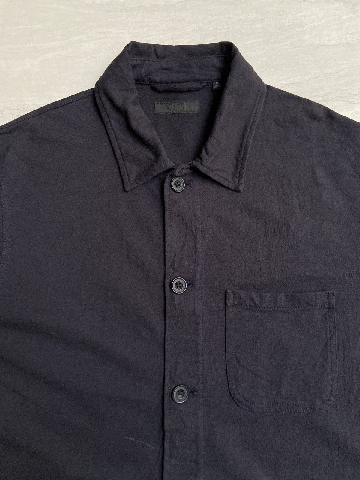 Uniqlo UNIQLO Black Shirt Size US L / EU 52-54 / 3 - 9 Thumbnail