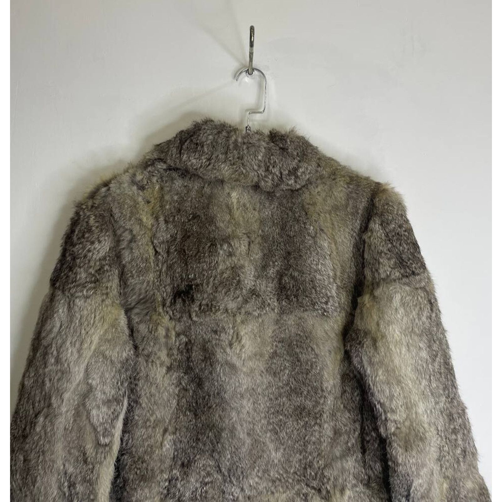 Japanese Brand × Vintage Vintage Real Fur Coat by Elegance Paris Gray Short Jacket Size M / US 6-8 / IT 42-44 - 8 Thumbnail