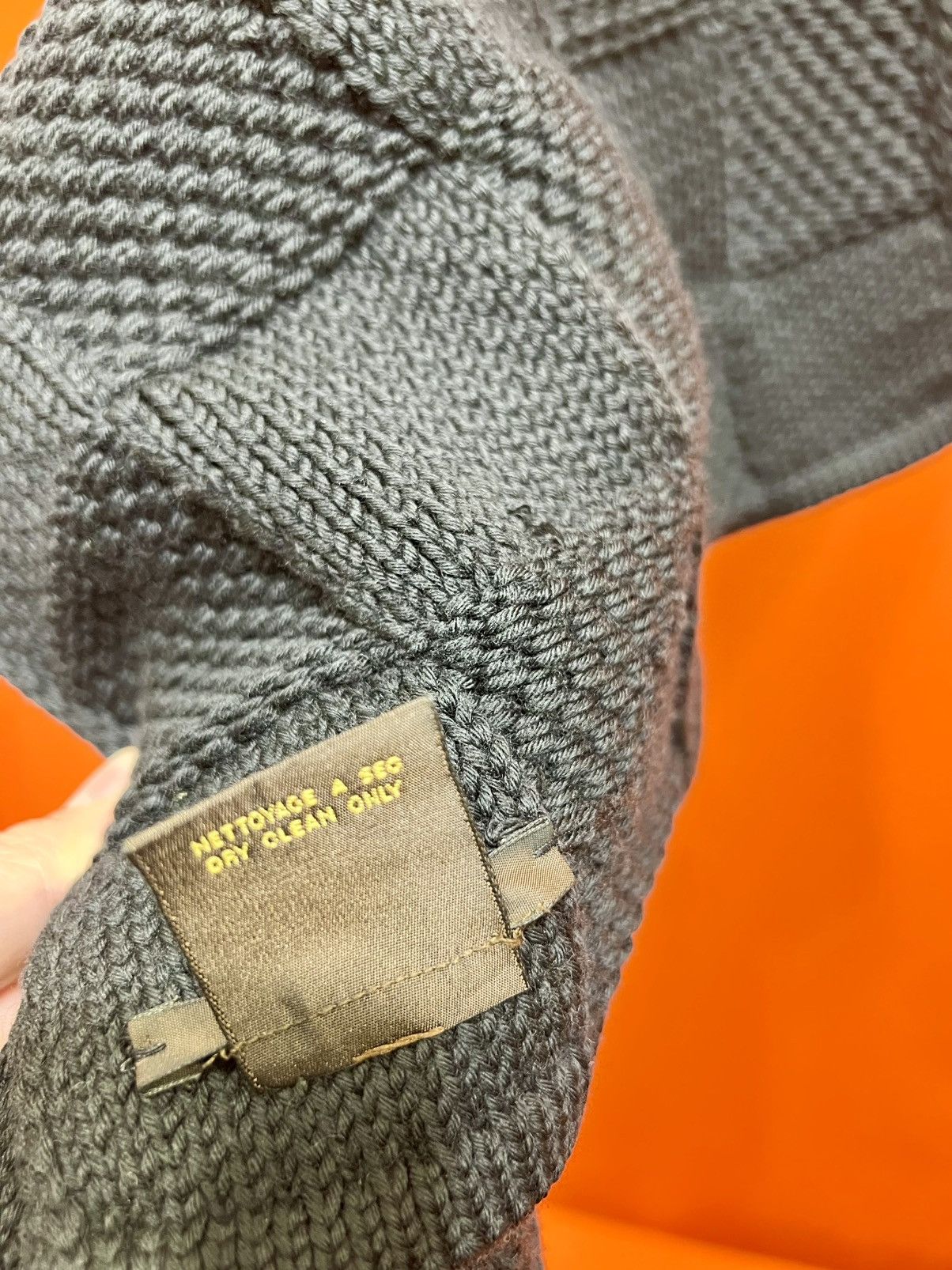 Louis Vuitton VIRGIL ABLOH park stole in damier, s/s 2019 Size 46 - 7 Thumbnail