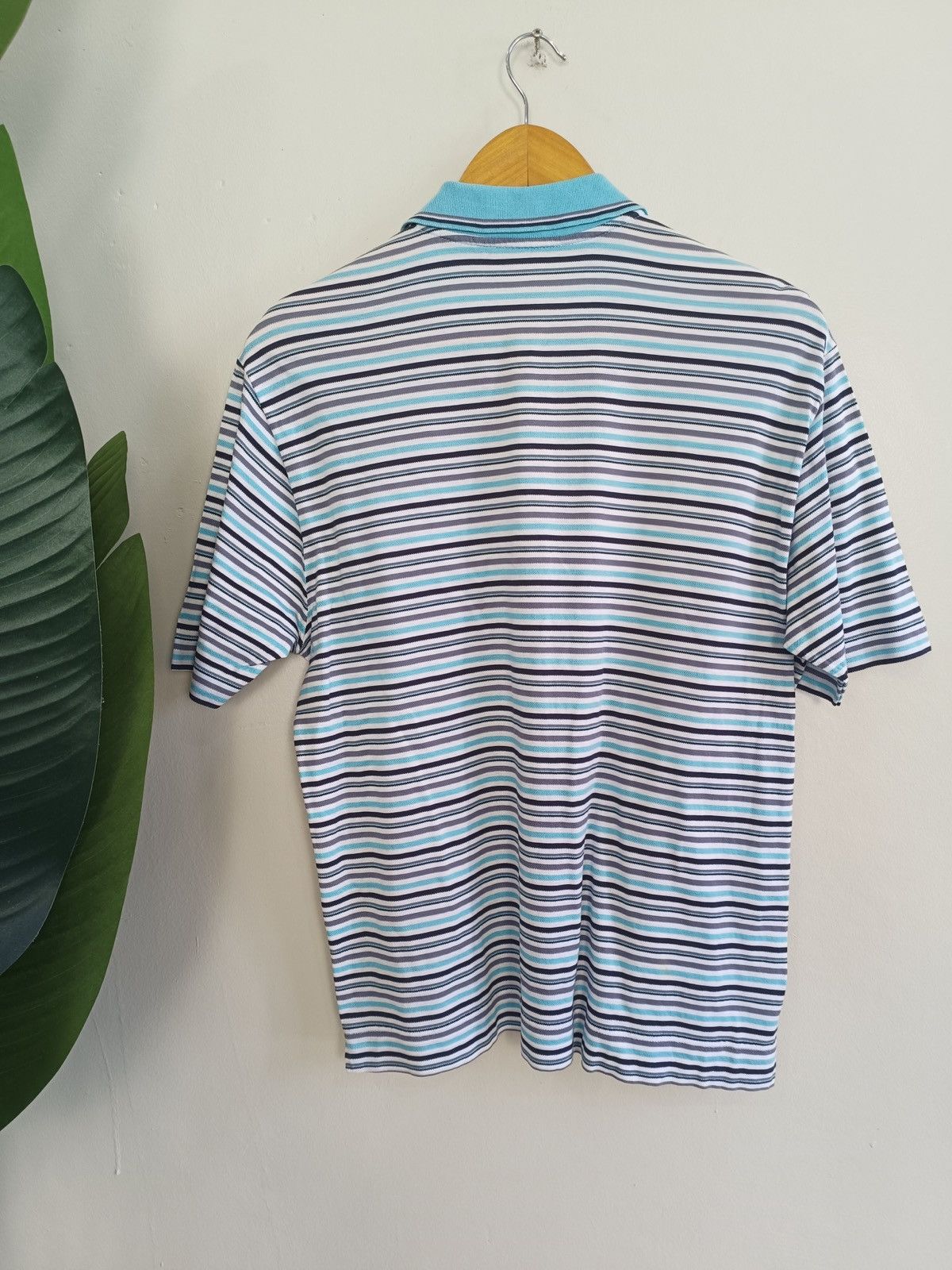 Salvatore Ferragamo 🔥Accept Offer🔥 Salvatore Ferragamo Tshirt Size M Size US M / EU 48-50 / 2 - 6 Thumbnail