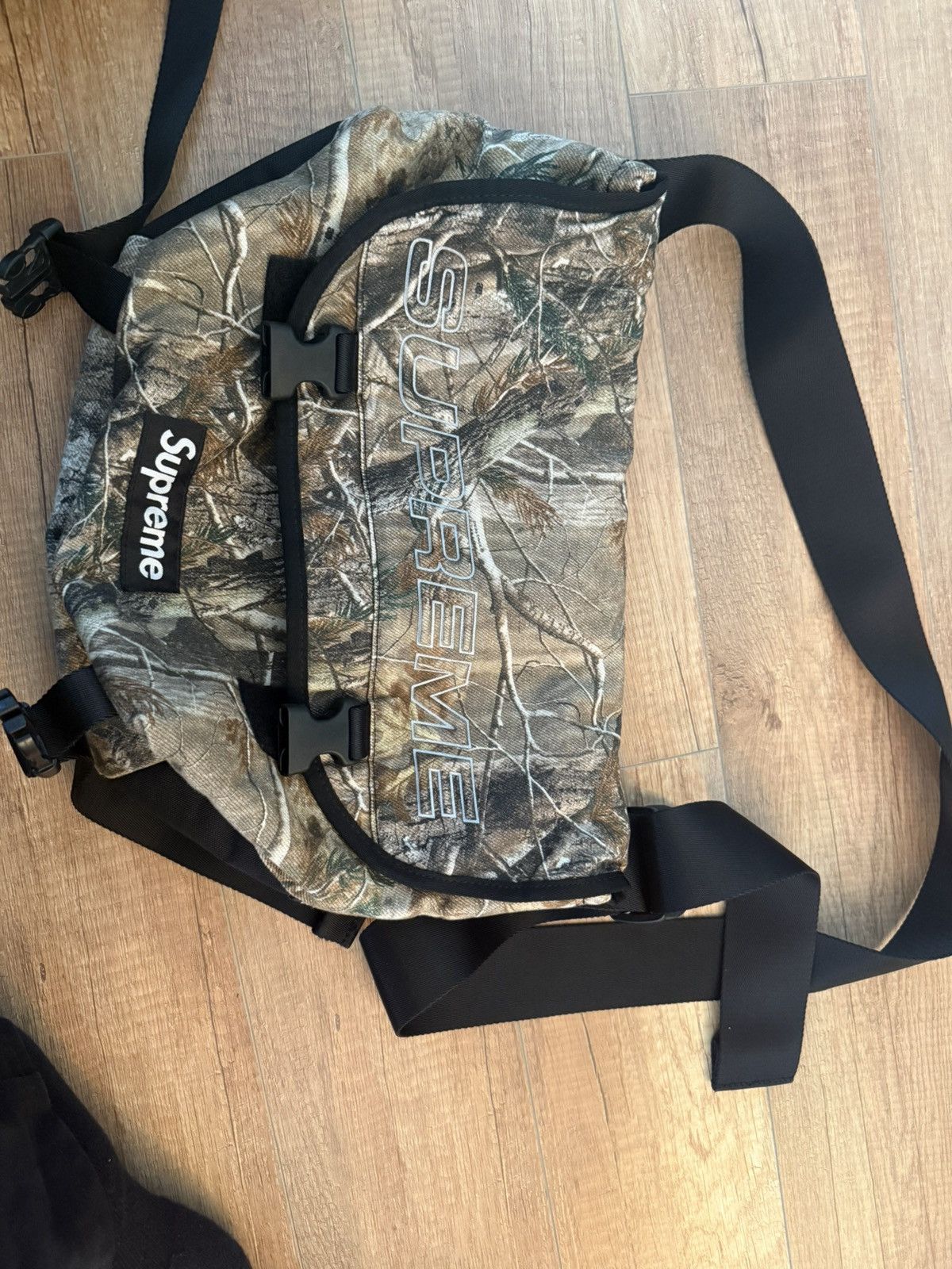 Supreme Supreme Denim Messenger Bag Size ONE SIZE - 1 Thumbnail