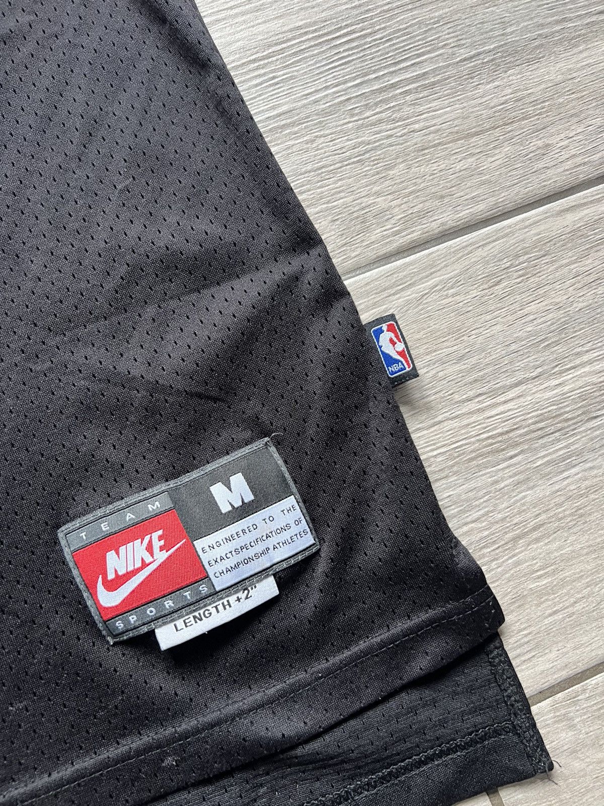 Jordan Brand × Nike × Vintage Vintage Nike NBA Bulls Jordan 23 Jersey Tee Tank 90s Size US M / EU 48-50 / 2 - 4 Thumbnail