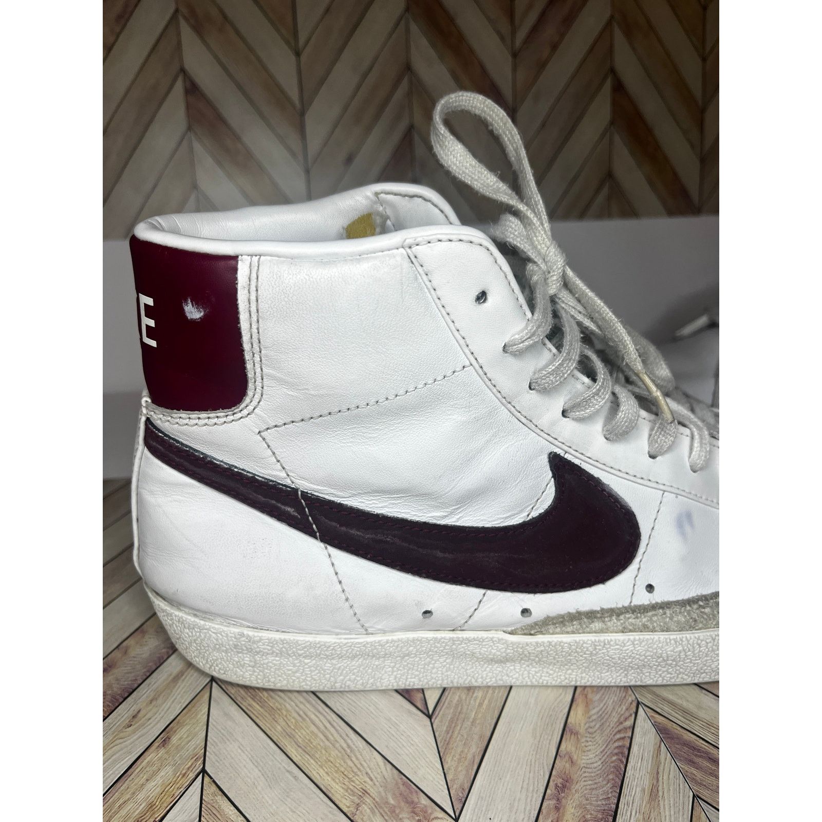 Nike Nike Blazer Mid '77 Vintage Sneakers White/Team Red Men 10.5 Size US 10.5 / EU 43-44 - 4 Thumbnail