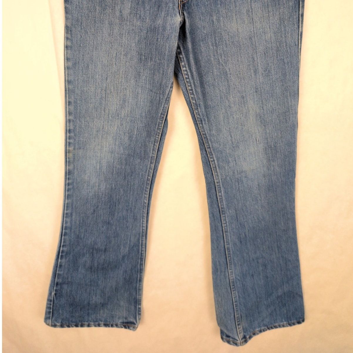 Levi's Levis 1977 orange tab 646 flare bellbottom jeans Size 31/34 Size US 31 - 4 Thumbnail