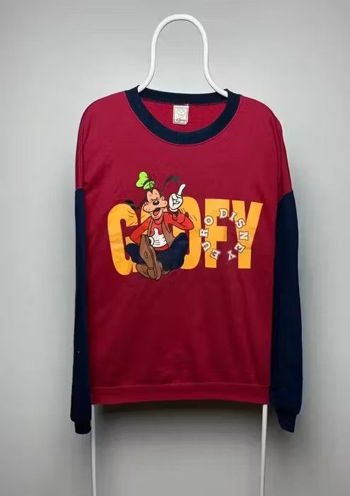 Anime Disney sweatshirt goofy Disney vintage size XXL burgundy Size US XXL / EU 58 / 5 - 1 Thumbnail