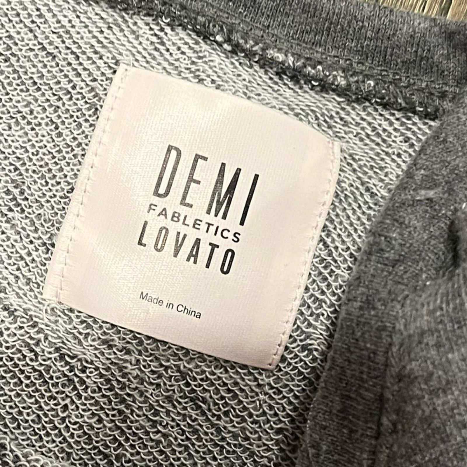 Fabletics Demi Lovato Fabletics Crop Odessa Sweater Sweatshirt SZ L Size L / US 10 / IT 46 - 2 Thumbnail