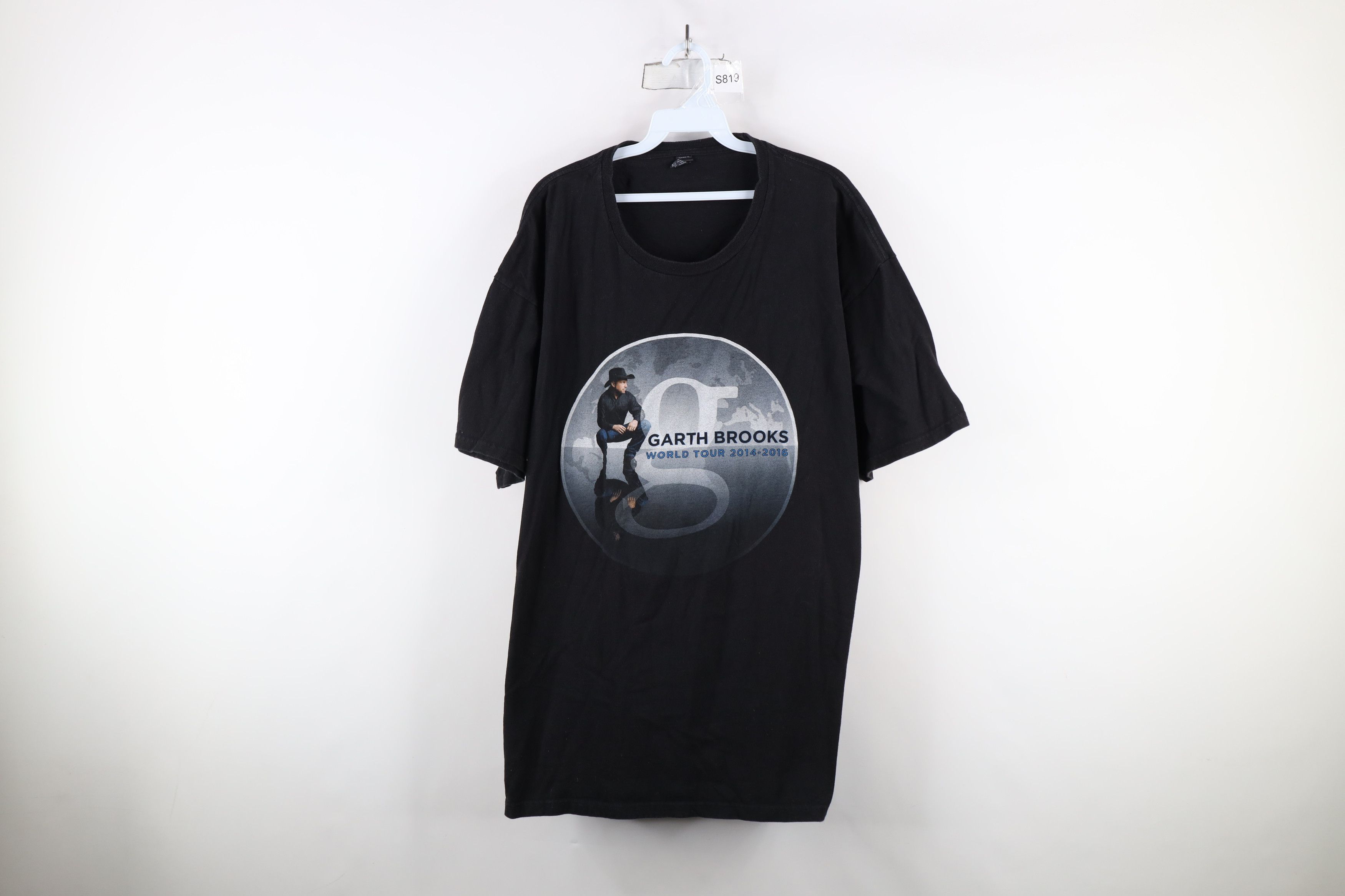 Vintage Vintage Y2K World Tour Garth Brooks Band T-Shirt Black Size US XXL / EU 58 / 5 - 1 Thumbnail