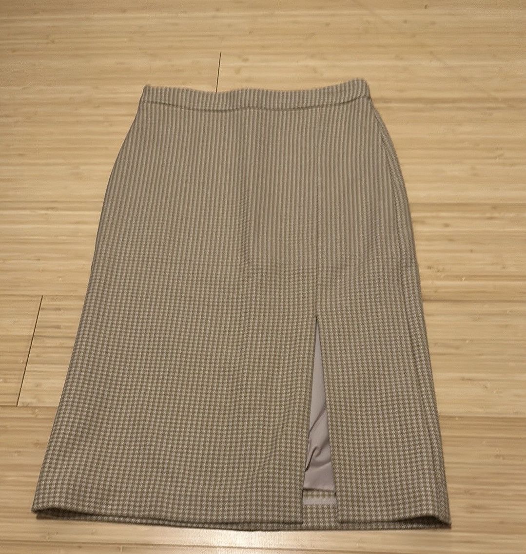 Aritzia Houndstooth checkered pencil skirt size 4 Size 27" / US 4 / IT 40 - 2 Thumbnail