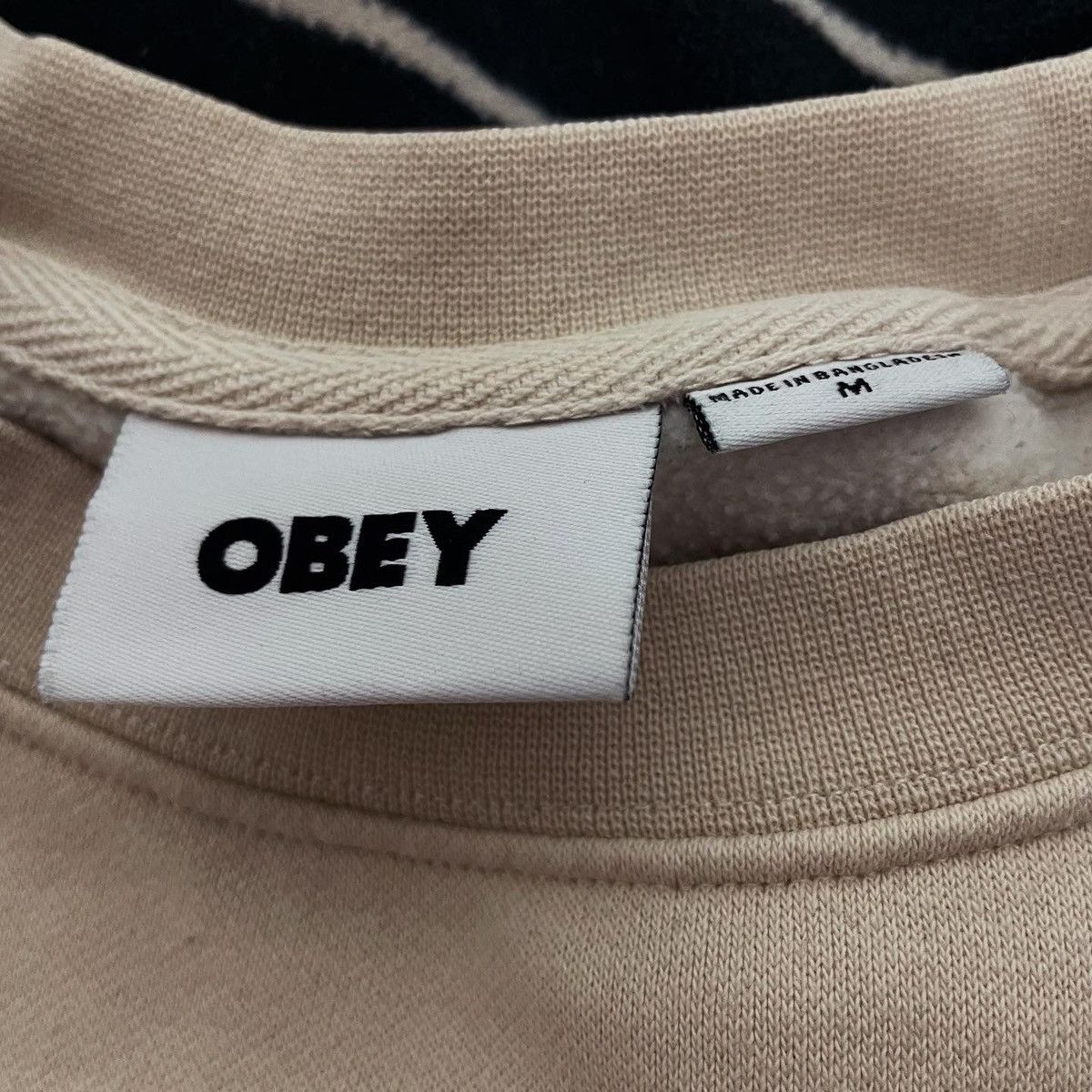 Obey Sweatshirt Obey Crewneck Size US M / EU 48-50 / 2 - 3 Thumbnail