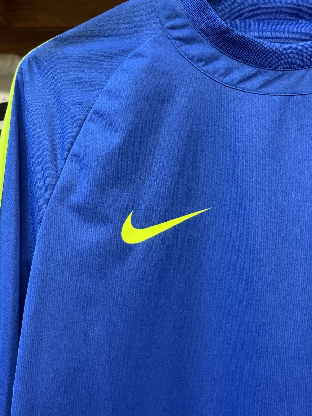 Nike Brazil 2017-2018 Nike Shield Top Size US L / EU 52-54 / 3 - 4 Thumbnail