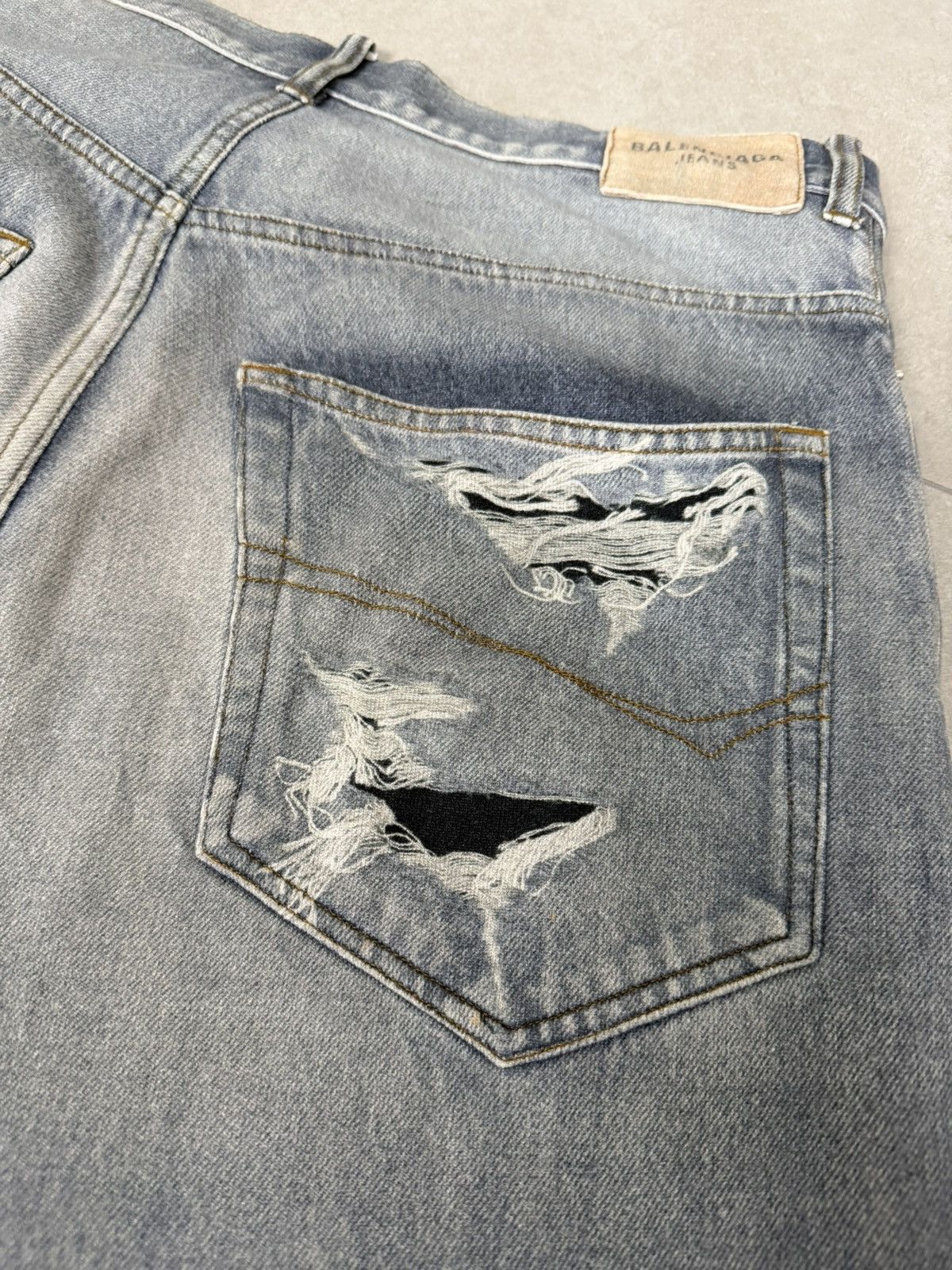 Balenciaga Balenciaga Trompe L’oeil Sweatpants Size US 34 / EU 50 - 7 Thumbnail